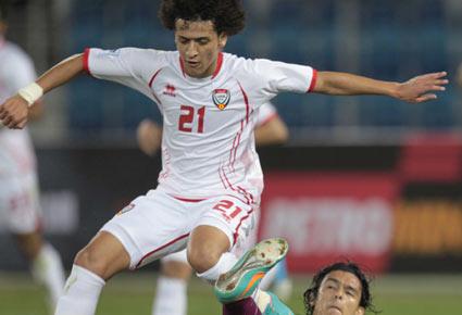 سيارة رونالدو هدية ل"ميسي الإمارات" اللاعب عموري